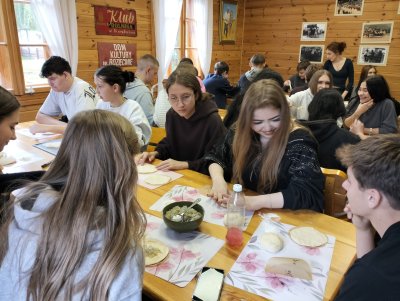 Turystyczne Wojsławice - Liceum ARKA